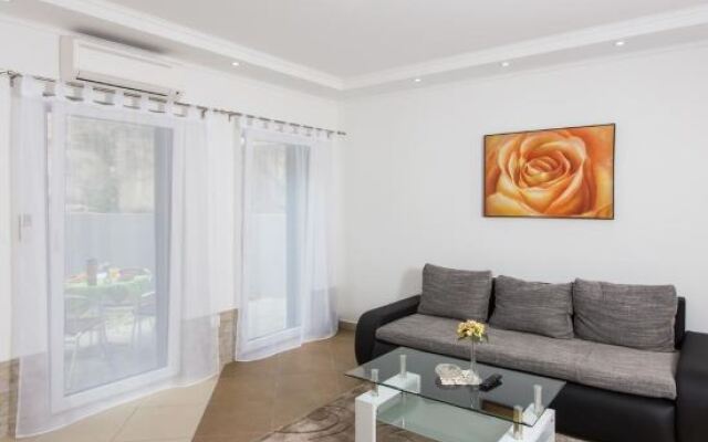 Apartment Pekoc