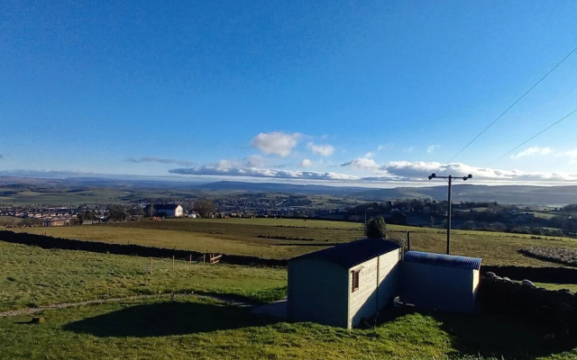The Journeyman Luxury Shepherds Hut