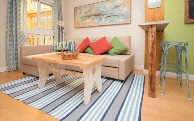 New Wood Studio Plaza la Merced