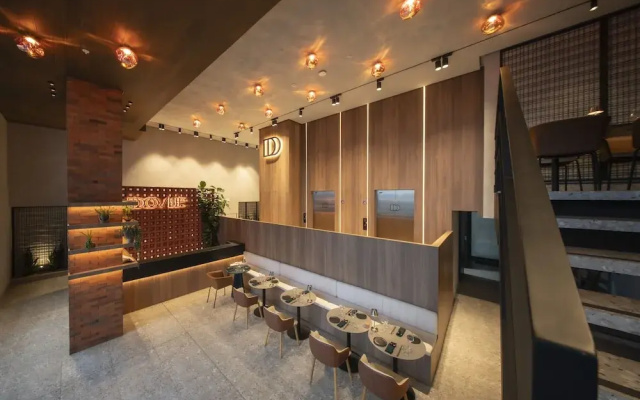Sophisticated 1BR Apt at Coco del mar