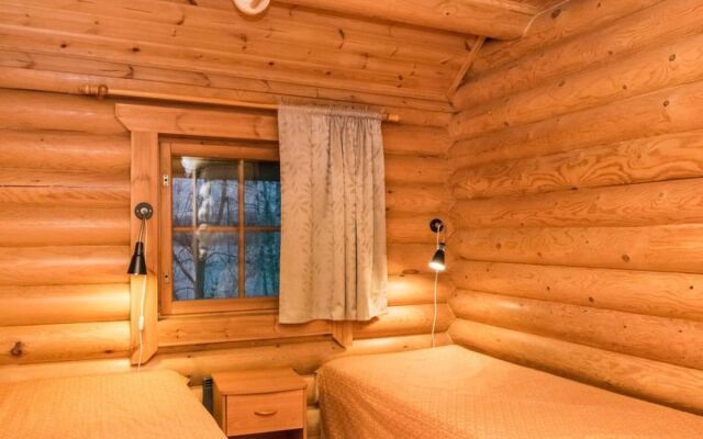 Holiday Home Kärkimökki