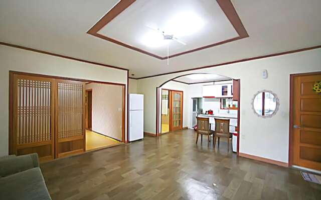 Chungju Wolak Dream Pension