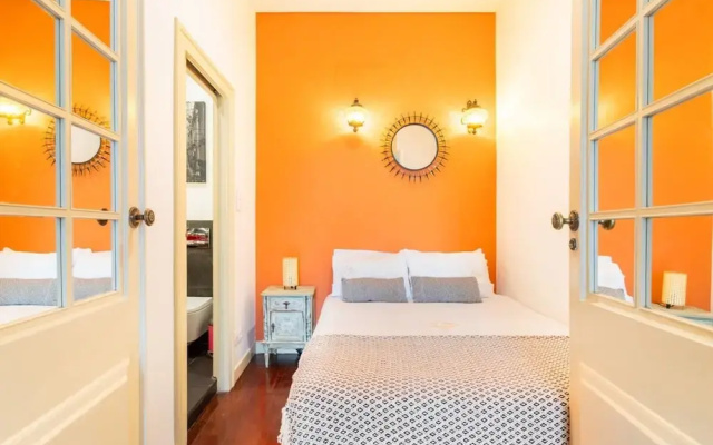 Artistic Alfama 4BR Cathedral Views Tram 28