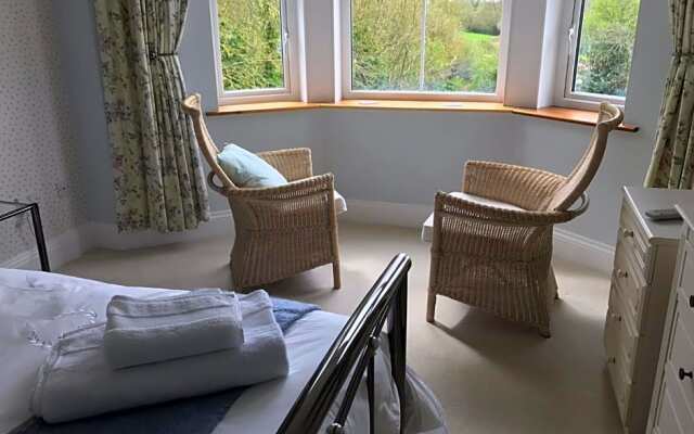 Holywell House B & B