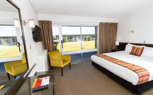 Heartland Hotel Haast – Guest Rooms – Haast
