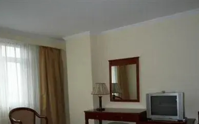 Ruiting Hotel Taidong - Qingdao