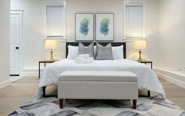 @ Marbella Lane - Contemporary Sophisticated Home