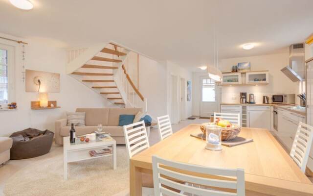 Wave Rider Comfortable Holiday Residence