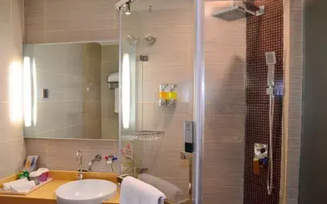 Five Star Holiday Hotel