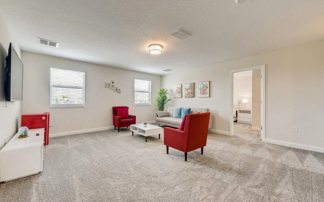 1596 MC - Enchanted 6BR Villa: Pool, Magic for 14