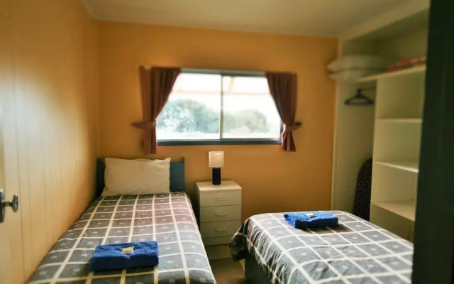 Baudin Beach Apartments