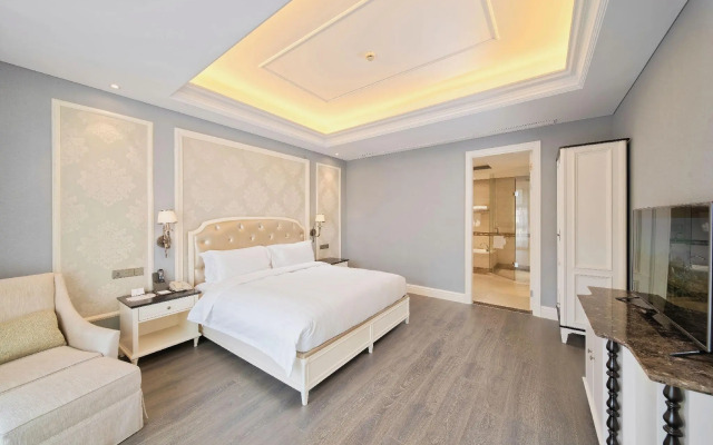 Yin Run Jin Jiang Castle Hotel