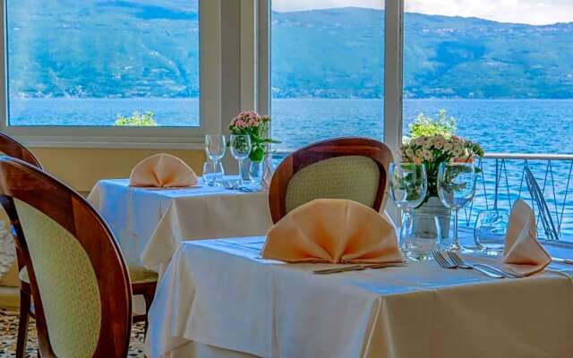 Hotel Du Lac