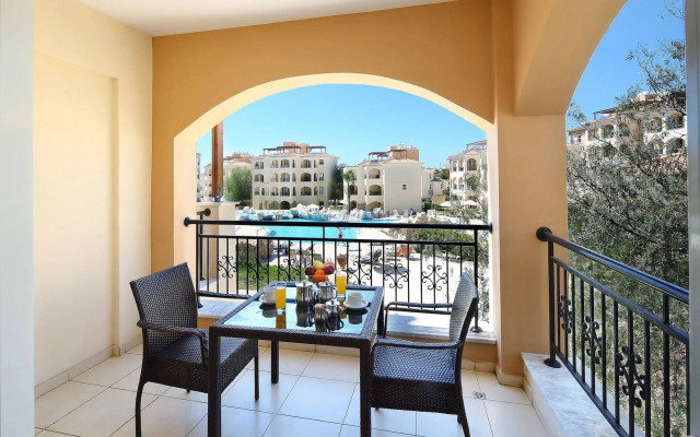 St. Nicolas Elegant Residence