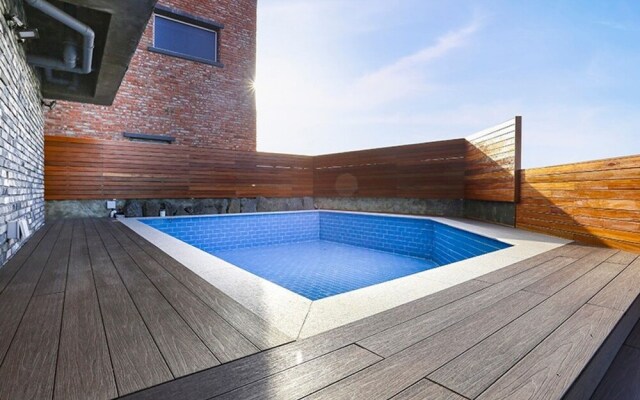 Woljeong Hill Pension