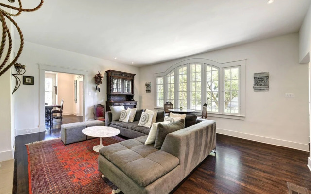 Modern Charm