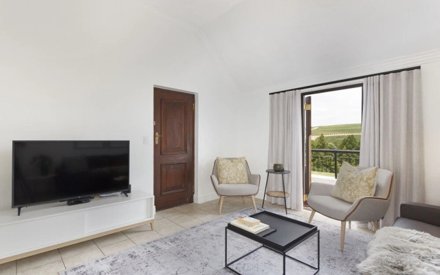 Winelands Golf Lodges 9