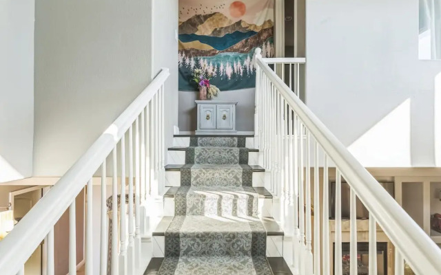 Beautiful Sunsets at 3BR Villa in Reno