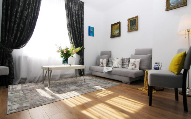 KAS 1Bd apartment unique central Unirii Bucharest