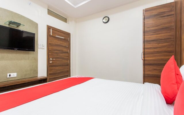 Oyo 24144 Tathastu Hotel