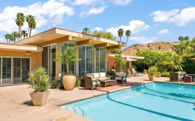 Indian Canyon Retreat