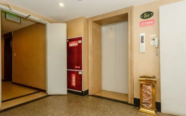 Hongda First Hotel Chengdu