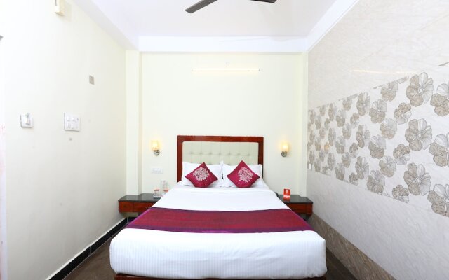 OYO 094 Bussy St Prakasam Residency