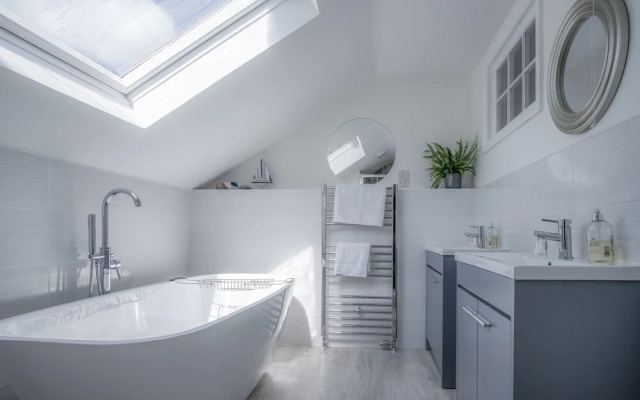 White Mill - 4 Bed - Lampeter Velfrey