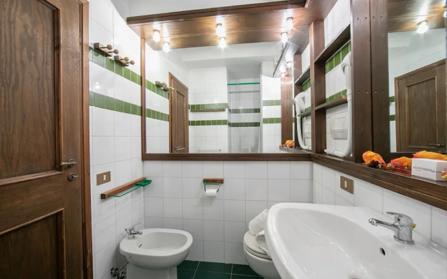 Grange Hike Ski - 14D Sestriere