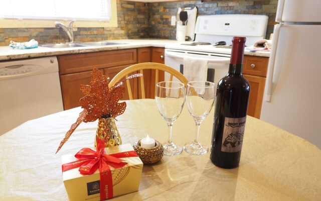 Mountain Air Retreat - 3 Br Cabin