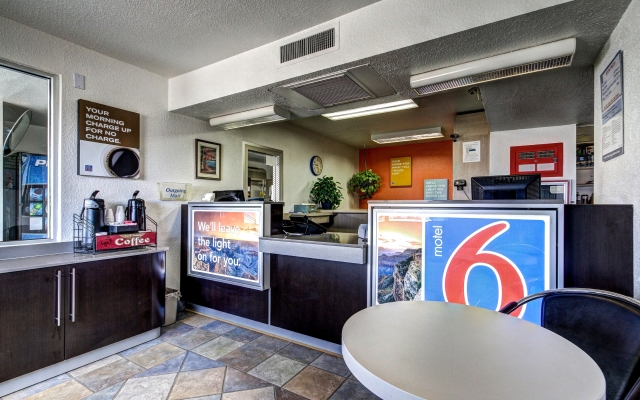 Motel 6 Wells, NV