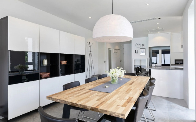 Luxury Apartment Unique Residences