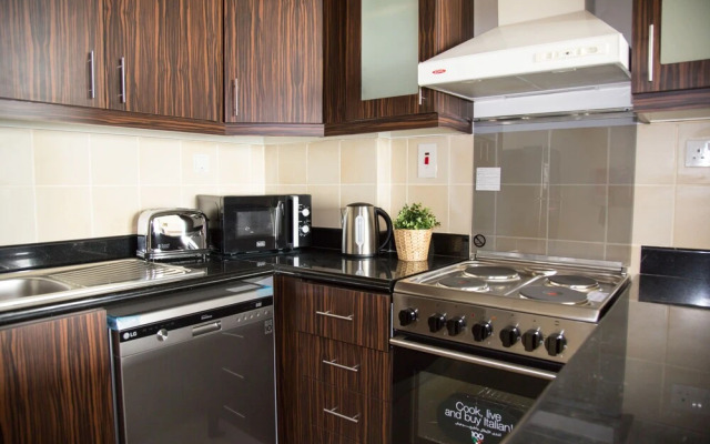 Shams by Hi Guests Vacation Homes