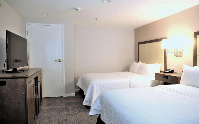 Hampton Inn Alexandria-Old Town/King St. Metro