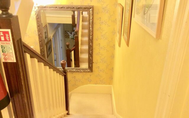 Brayscroft House