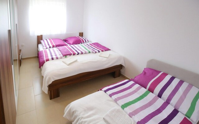 Beautiful Apartment in Sukosan With Wifi and 1 Bedrooms