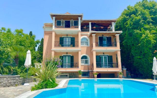 Villa Rosalia Apartments & Studios with Pool by Hotelius