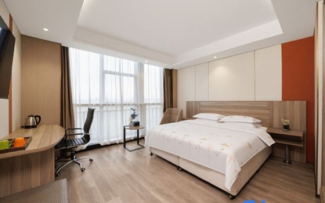 Kaiyuan m Hotel (Shaoxing North Railway Station)