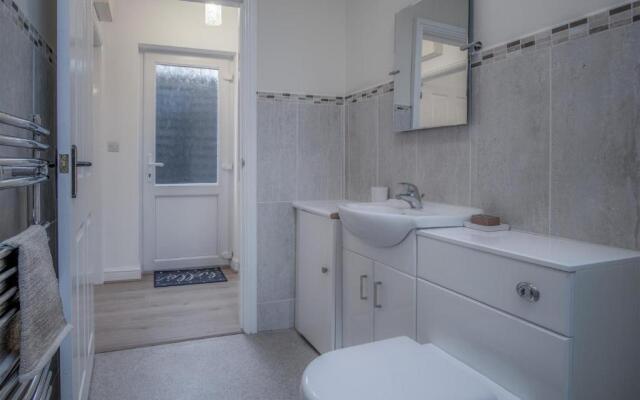 Shorelands - 1 Bedroom Apartment - Manorbier