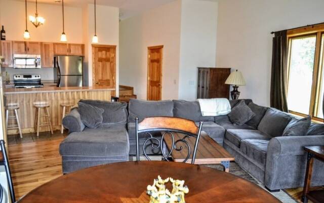 Minocqua Lake - A1 2 Bedroom Condo