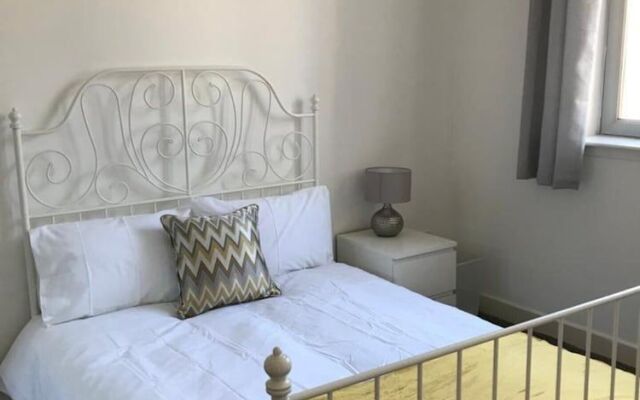 Apex Variety Gate Apartment