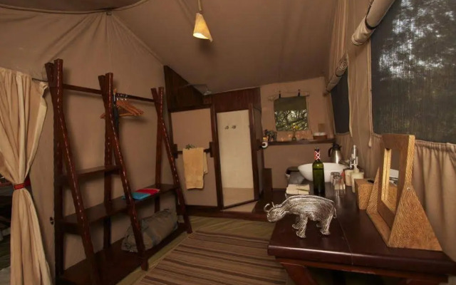 Leleshwa Camp