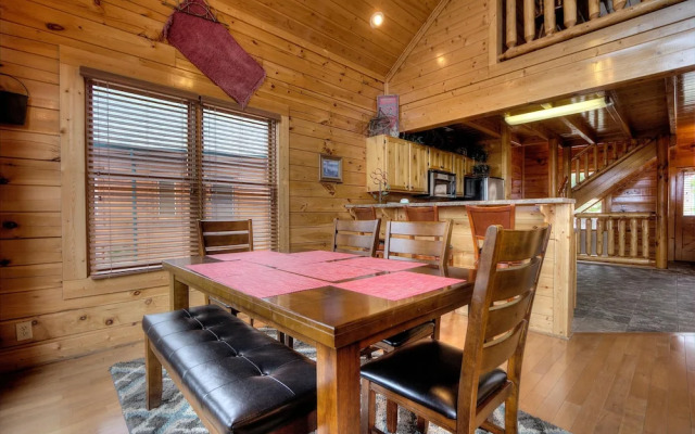 Lasting Impressions 240 - Two Bedroom Cabin