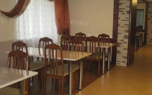 Tan-Sholpan Hotel