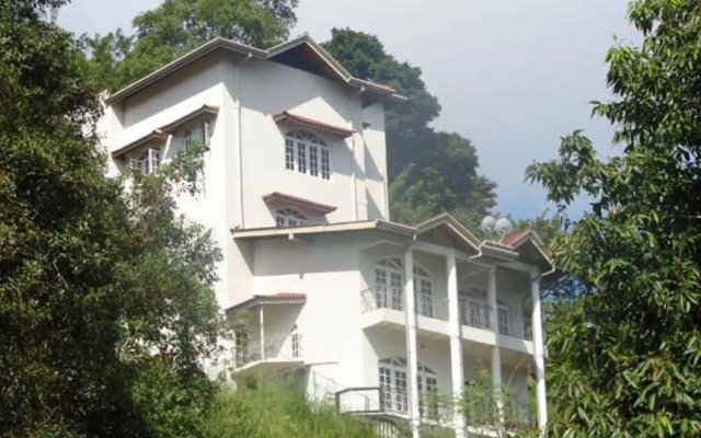 Vista Kandyan Crown