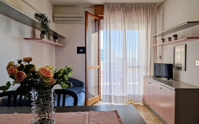 Homely Apartment With Great View and Pool