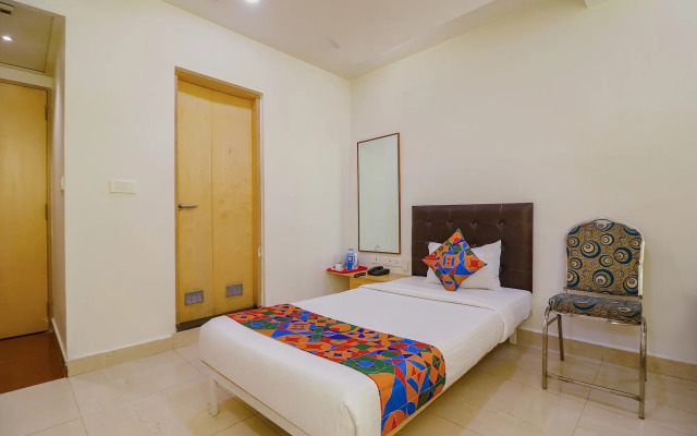 FabHotel Aamantran & Banquet Halls