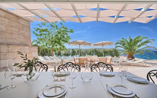 Livingstone Beach House