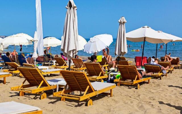 White Olive Premium Laganas - All Inclusive
