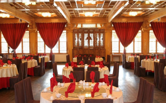 The Silk Road Dunhuang Hotel